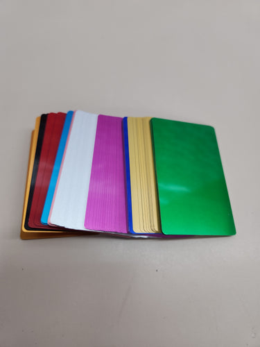 Tarjetas aluminio 150 ud multicolor 86×54 mm
